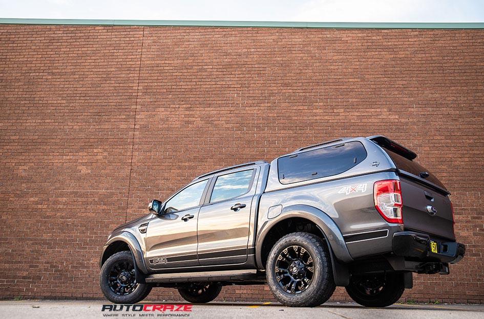 FORD-RANGER-VAPOR-MATTE-BLACK